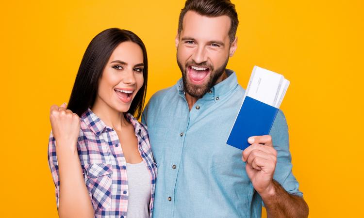 Иммигранты радуются получению немецкой визы